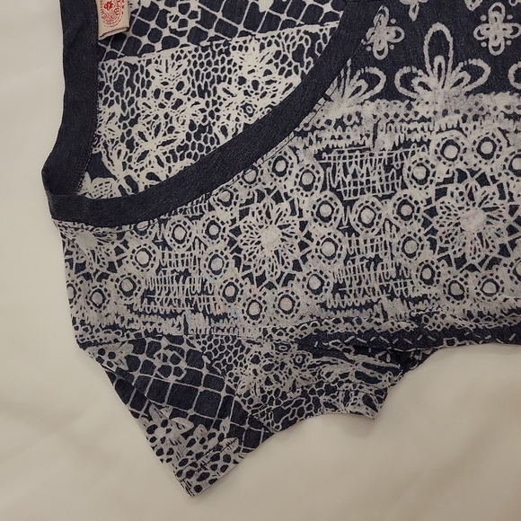 Curious Gypsy Short Sleeve T-Shirt Sheer Boho Hippie Grey White Women'sM - Picture 4 of 13